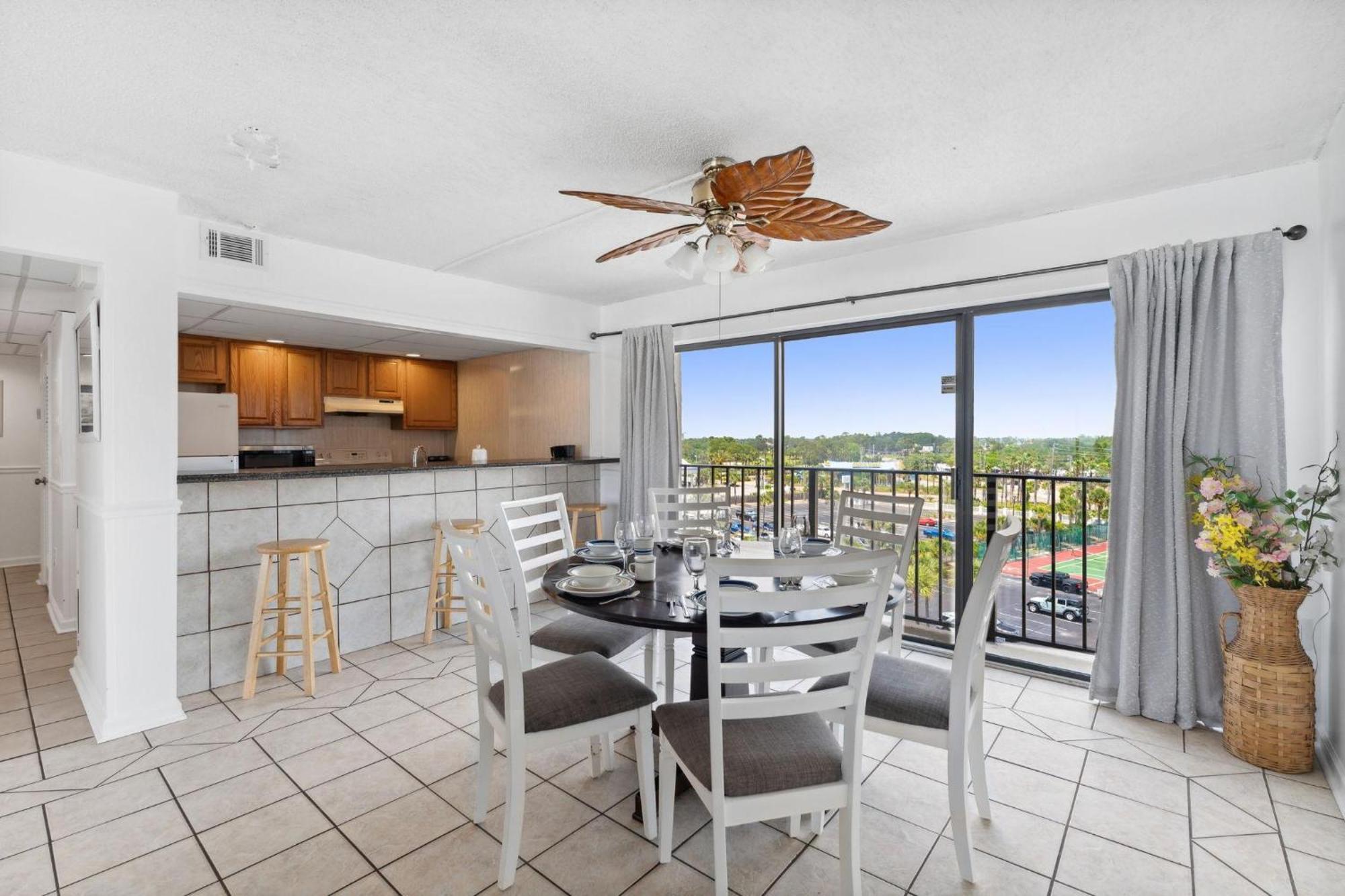 Apartment Moondrifter 608
